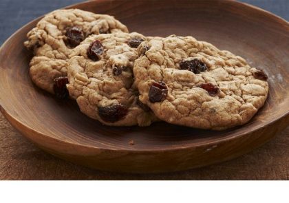 spicy-oatmeal-raisin-cookies_crop_1376590250.17