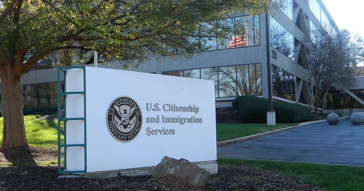 U.S._Citizenship_and_Immigration_Service